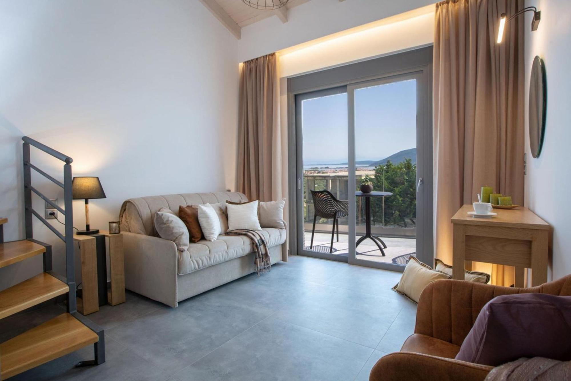 Aloft Luxury Villas Lefkada - Heated Pool Apolpaina Экстерьер фото