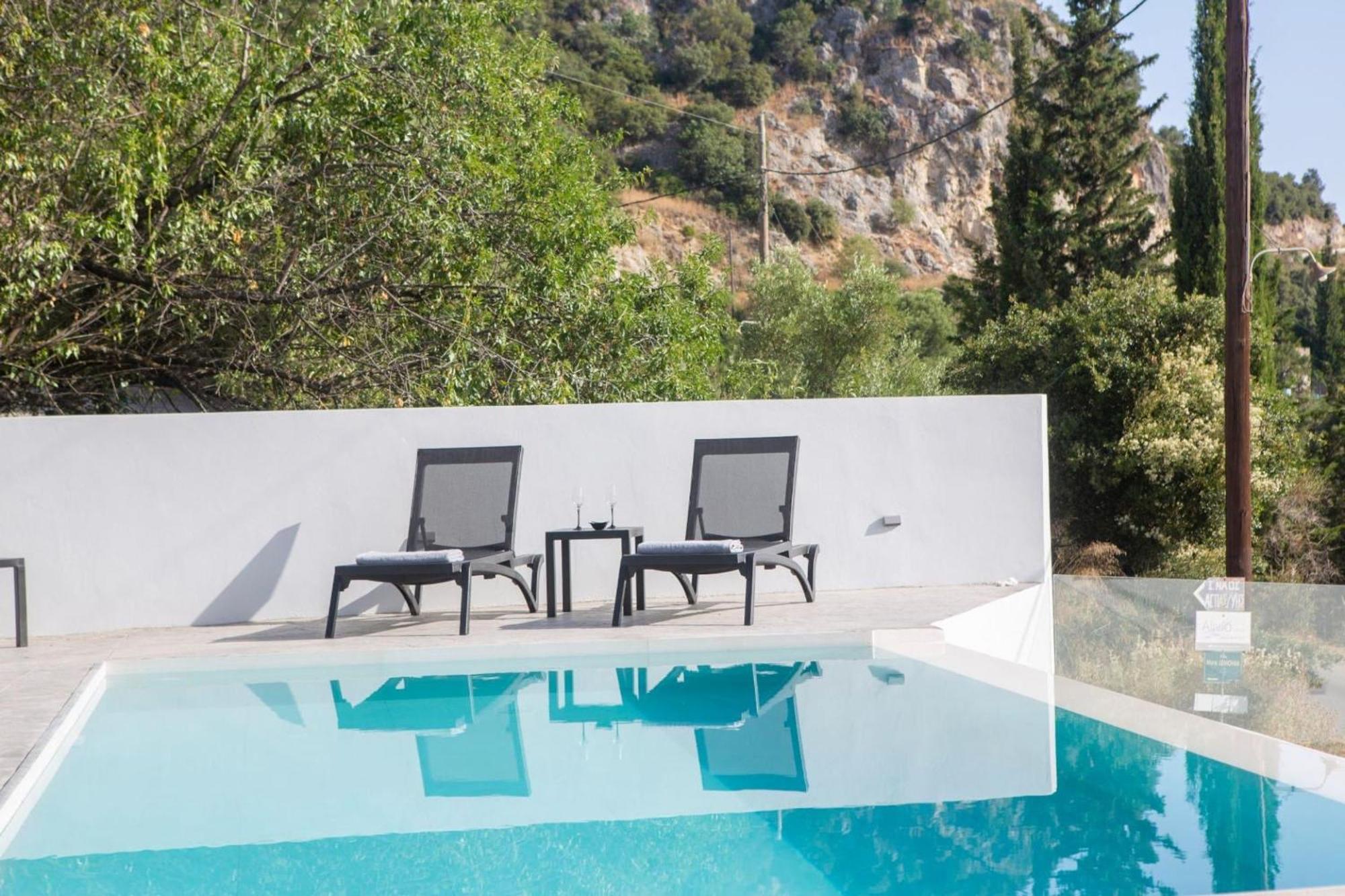 Aloft Luxury Villas Lefkada - Heated Pool Apolpaina Экстерьер фото